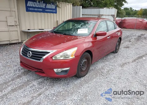 2015 Nissan Altima 2.5 S z USA, uszkodzony, nr VIN 1N4AL3AP0FN365580
